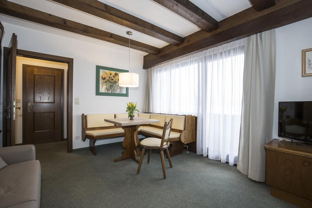 Hotel Altmuensterhof Bagian luar foto